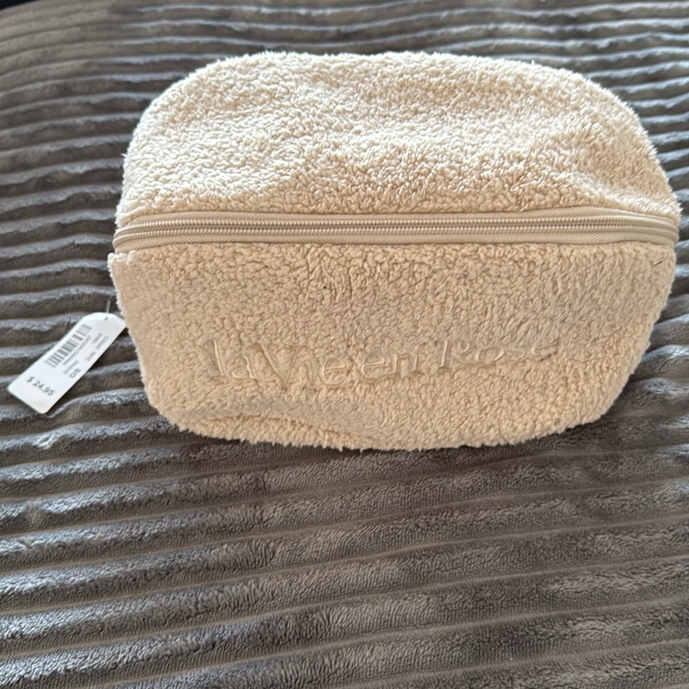 La vie en rose beauty bag